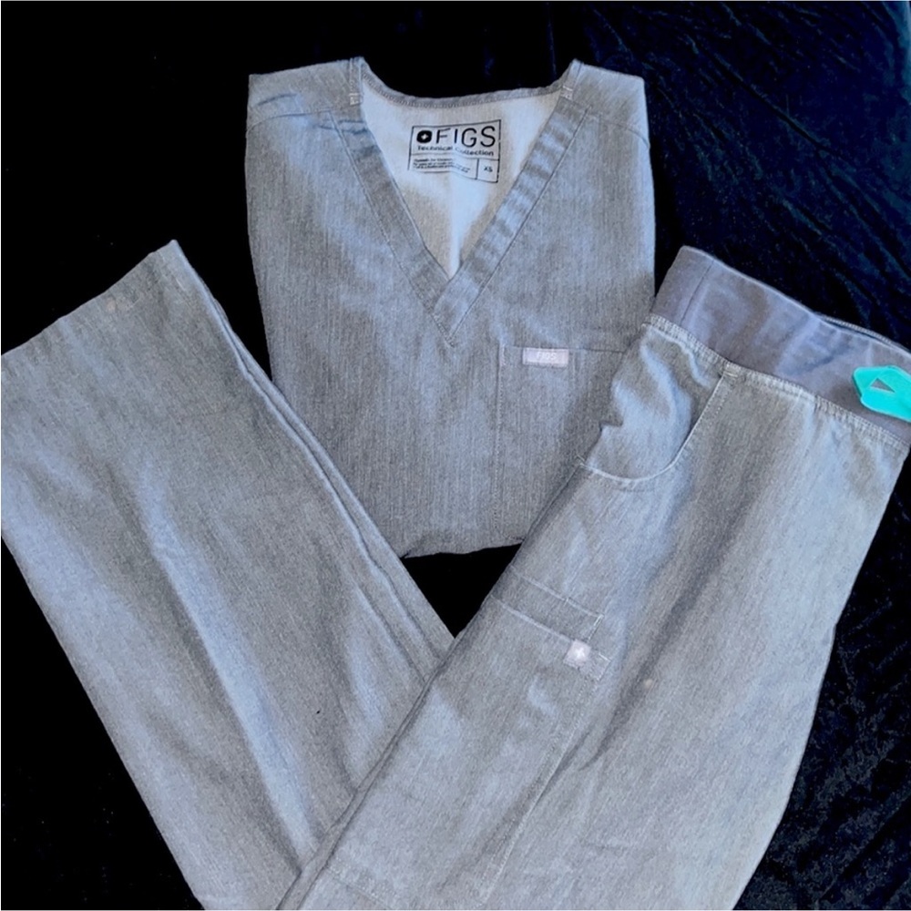 FIGS GRAPHITE SET